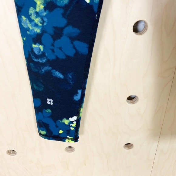 Sweaty Betty Women's Power Full Length Leggings in Blue Floral Splash Size XS - Picture 6 of 6